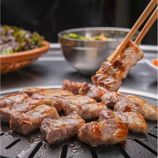 (มีฮาลาล) ซอสหมักนุ่ม สูตรพริกไทยดำ สำหรับหมักเนื้อสัตว์ต่างๆ ขนาด 1,000 กรัม ตราเพียวฟู้ดส์