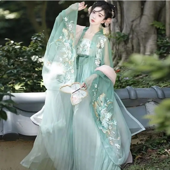 ชุด Hanfu สำหรับสุภาพสตรีจีนแบบดั้งเดิมฮาโลวีนนางฟ้าคอสเพลย์เครื่องแต่งกายวินเทจปักสีเขียว Hanfu วันเกิดชุดบวกขนาด XL