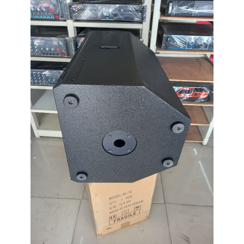 ตู้ลำโพงเปล่า15นิ้ว RCF15 ไม้อัดภูเขา15mm ตะแกงปั้ม ฟิวเตอหน้ายางรองตู้ เบ้าเสียบขาตั้ง