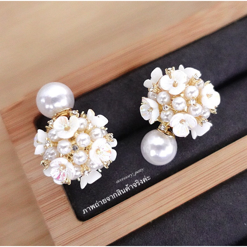 ✨Flower bloom earrings ⭐️รุ่นนี้งานใส่หน้ามุกตัวดอกไม้เป็นทับหลัง ใส่แล้วรับประกันความหวานมดขึ้นเลยค้า ก้านเงินเเท้ค่ะ