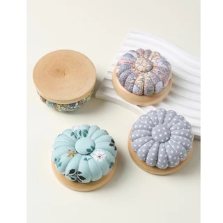 🧸หมอนปักเข็มหมุด หมอนฟักทอง มีแม่เหล็กในตัว เก็บเข็มง่าย ฐานไม้ ตัดเย็บเสื้อผ้า