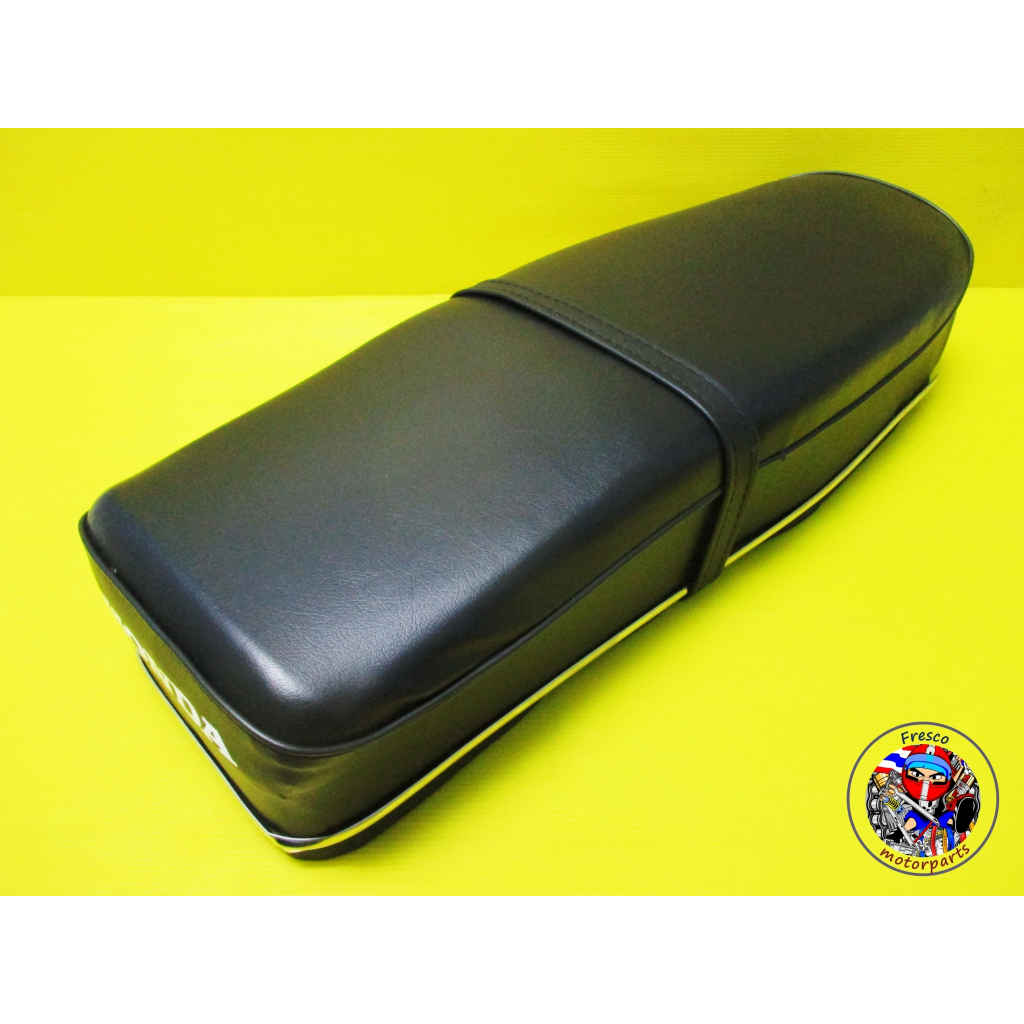 For Honda C92 C95 CA92 CA95 Black Seat Complete & Chrome Trim  เบาะสำหรับรถมอเตอร์ไซด์ สีดำ แบบมีคิ้
