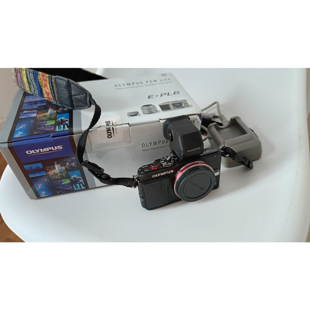 OLYMPUS PEN Lite E-PL6 (Body) พร้อมช่องมองภาพอิเล็กทรอนิกส์ VF-4
