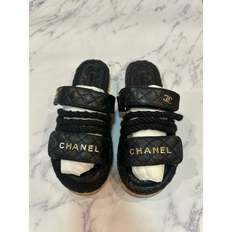 รองเท้าแตะ Chanel สีดำ แท้ 100% ไซส์ 37 สภาพกริ๊บ