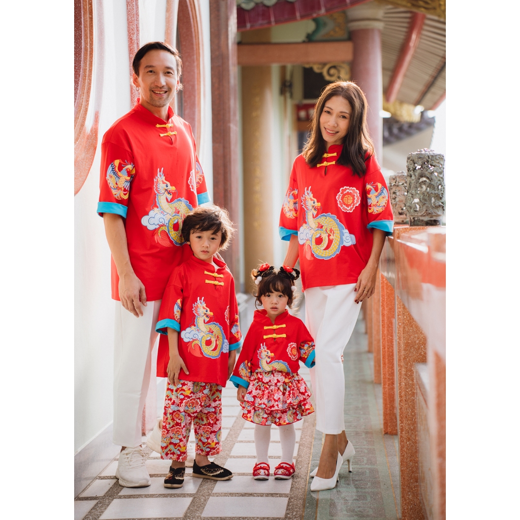 𝐋𝐢𝐭𝐭𝐥𝐞 𝐞𝐥𝐟𝐢𝐧 𝐂𝐇𝐋𝐊 𝟖 เสื้อตรุษจีน สกรีนลายมังกร เสื้อคู่ ใส่ได้ทั้งผู้ชายและผู้หญิง