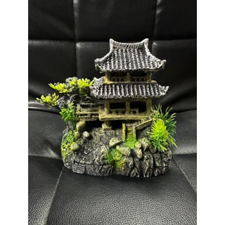ของแต่งตู้ปลา - 15x18x9 Cm. ศาลาจีน เก๋งจีน สองชั้นบนฐานโขดหิน ต้นไม้ สวยงาม พร้อมส่ง