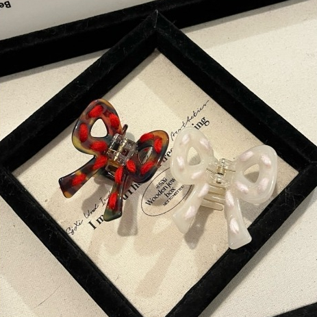 พร้อมส่ง!🇹🇭 ราคา/ชิ้น กิ๊บโบว์หนีบผมอะคริลิค กิ๊บโบว์ประดับเชือกสี ไหมพรมรอบกิ๊บแบบ 3D เนื้องานเกาหลี สีแคนดี้สุดน่ารัก - รูปที่ 3