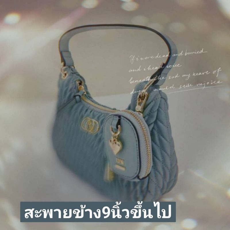 กระเป๋าสะพายข้าง. ขายในไลฟ์สดเท่านั้น