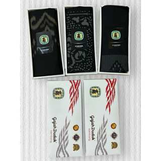 ผ้าโสร่งผู้ชาย ผ้าถุงตราช้าง ผ้านุ่ง แบรนด์ “Gajah Duduk “ ร…