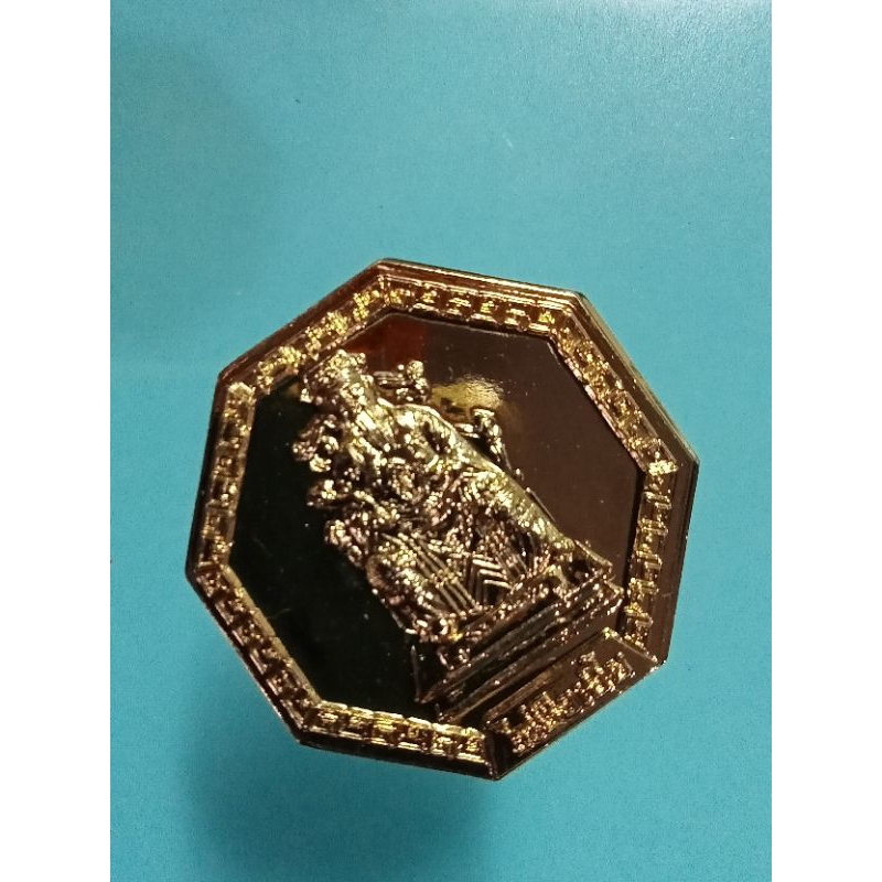 เหรียญเทพเจ้าไฉ่ซิงเอี้ยเทพเจ้าแห่งโชคลาภ วัดเล่งเนยยี่ ร่วมกับมูลนิธิเมาไม่ขับ กาหลั่ยทอง สวยเดิมคับ - รูปที่ 3