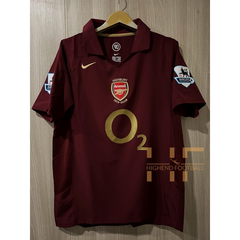 [ใส่โค้ด HIGH22 ลดทันที] RETRO เสื้อบอลย้อนยุค อาเซนอล เหย้า 05/06 อองรี