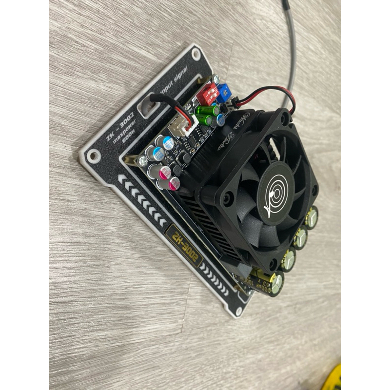 ฐานวางแอมป์ZK-3002 ติดตั้งง่าย สวยงาม มีหลายสี