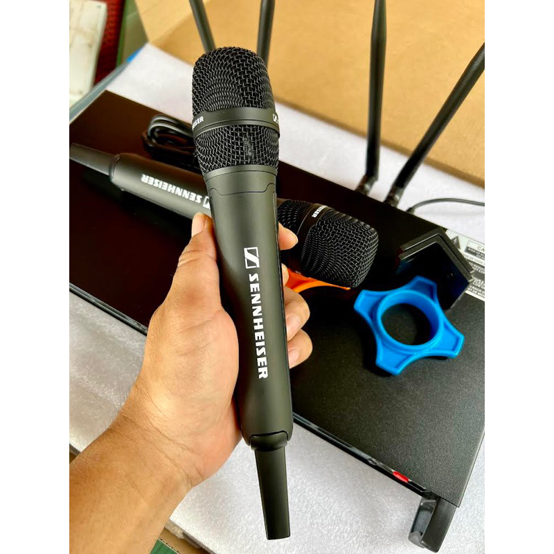 ฟังชั่นใหม่ ดีกว่ารุ่นเก่า ไมค์ลอย  4 เสา sennheiser skm9000mkll เสียงซิบๆ ดูดเสียงดีมาก โหมดความถี่