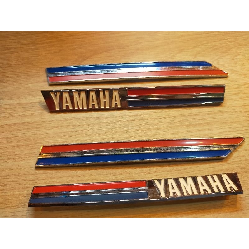ยามาฮ่า โลโก้ Yamaha Y80 L/R  โลโก้ครอบโช๊ค โลโก้ถังน้ำมัน ทั้งชุด 4ชิ้น
