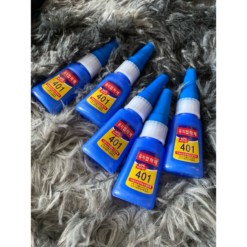 กาวน้ำ 401 ติดเล็บปลอม