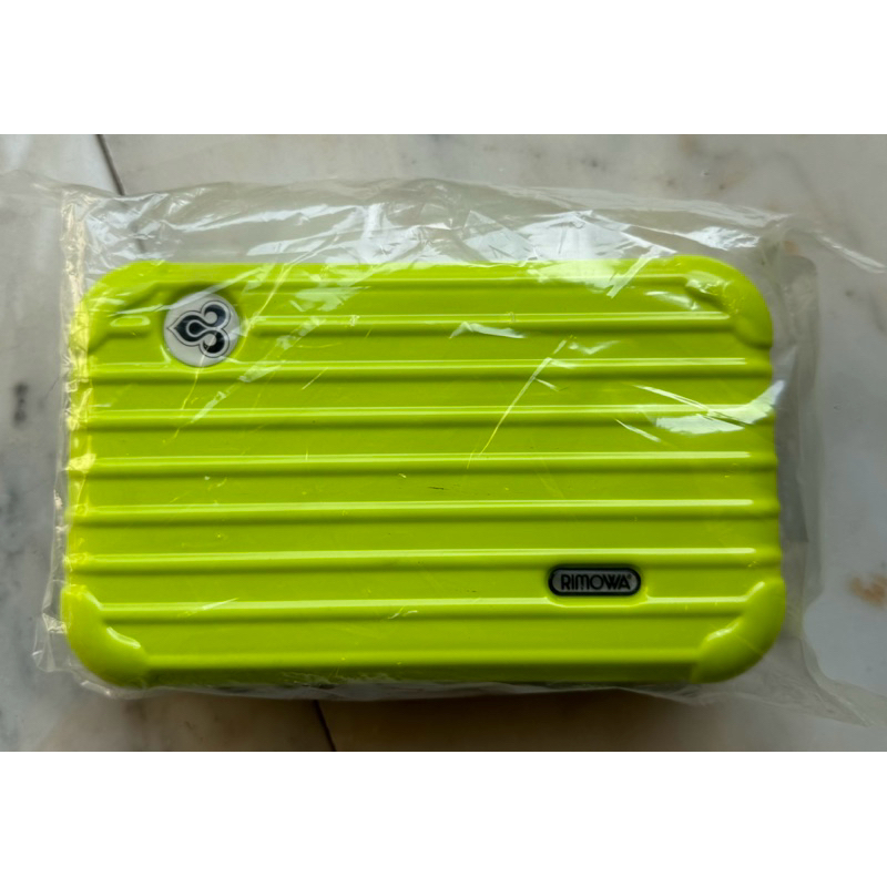 กระเป๋า TG - Rimowa Amenity kit ของใหม่ สีเขียวมะนาว