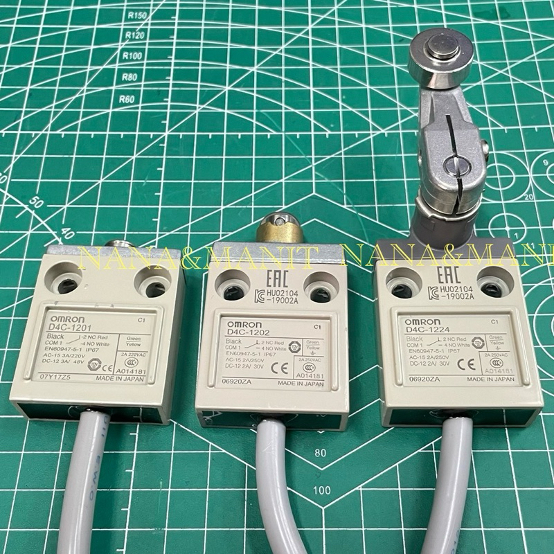 D4C-1201 D4C-1202 D4C-1220 D4C-1220-P D4C-1224 D4C-1232 Limit Switch พร้อมส่งในไทย🇹🇭 เเท้ JAPAN🇯🇵