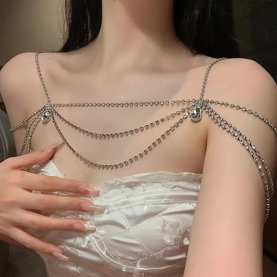 พร้อมส่ง ꙳.☽⋆ สร้อยคริสตัล คล้องไหล่ 🪩 ꙳.☽⋆  ใส่ทับเกาะอกคือหรูหรา  💵
