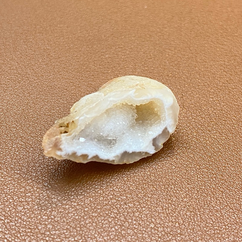 หินถ้ำโพรง Druzy Agate สำหรับสะสม