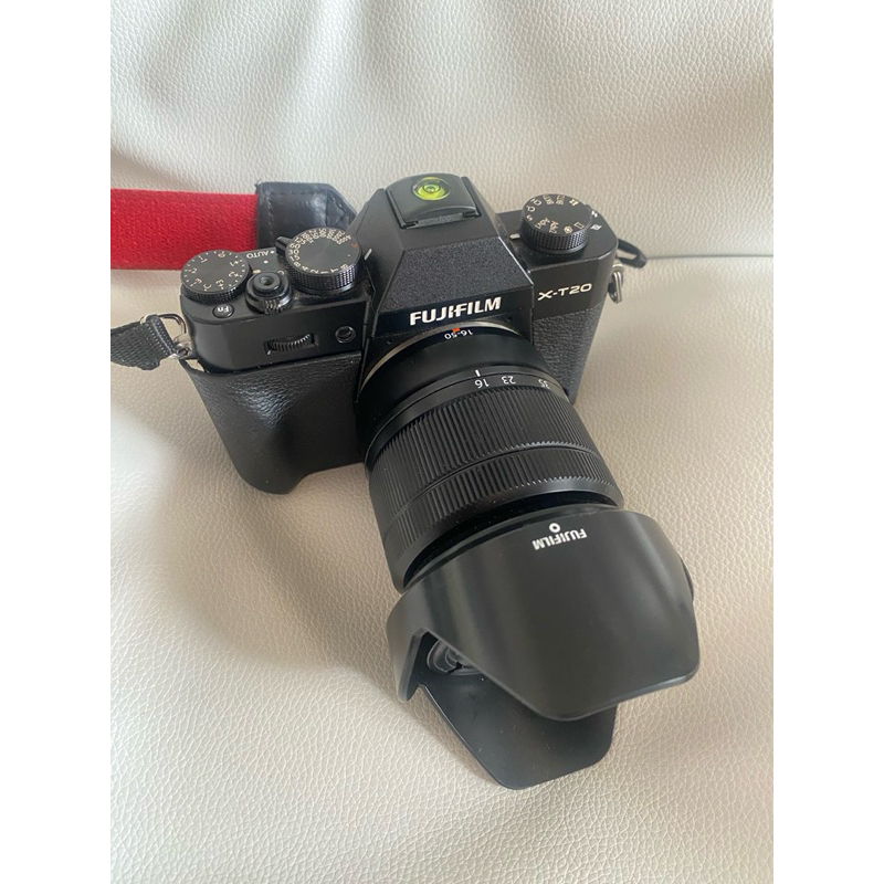 ขายกล้อง FUJI XT20 สีดำ + เลนส์xc 16-50  (มือสอง)