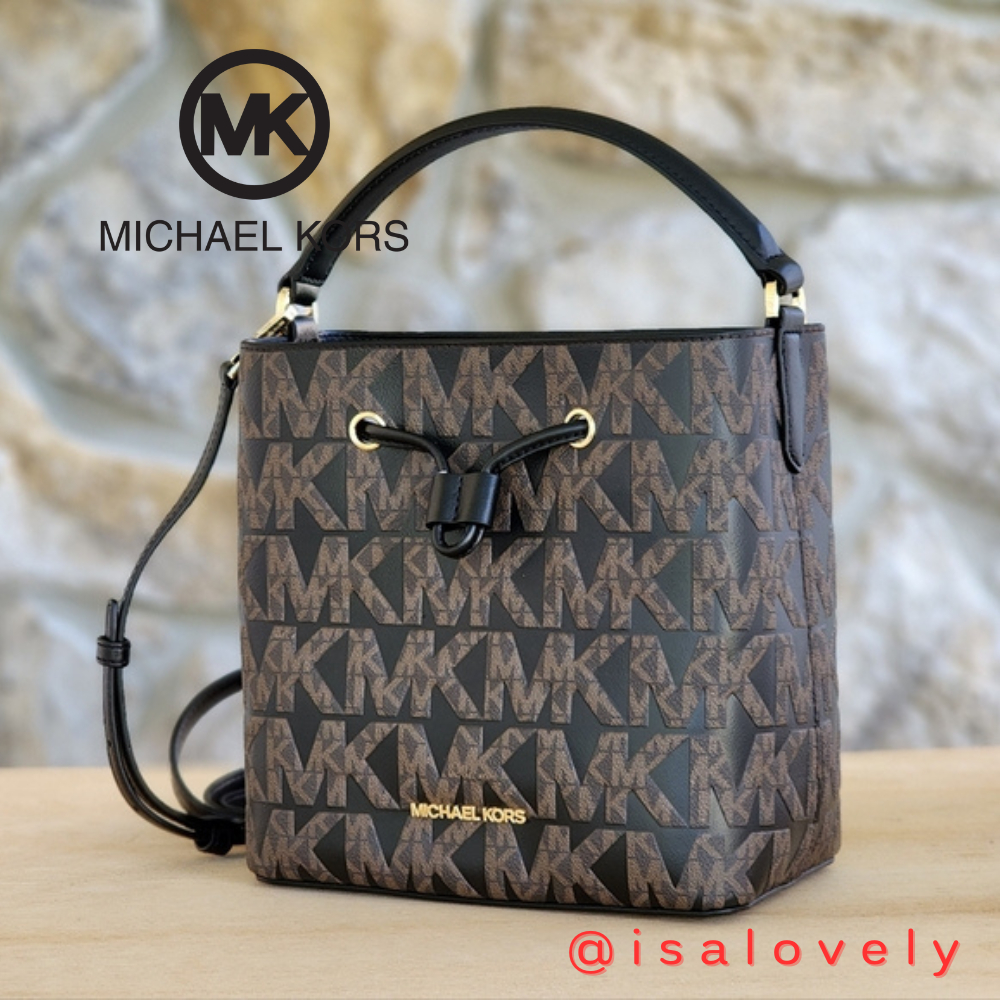 📌Isa Lovely Shop📌  Michael Kors 35F1GU2M2B Suri Signature Medium Bucket  Color: Brown Black