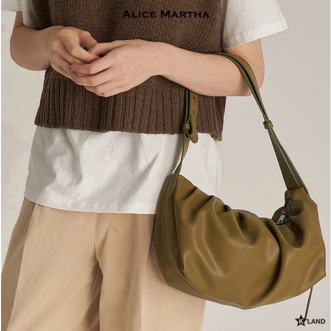 ALICE MARTHA   BAG รุ่น ERIN  กระเป๋าอลิซ มาร์ธา  แบรนด์เกาหลี กระเป๋าสะพายข้าง  (AMT23BG0001U)