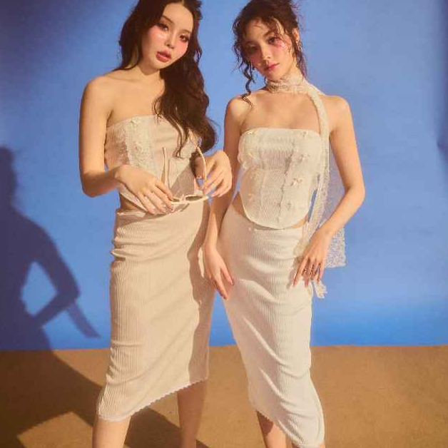 ZYRUS - ON THE BEACH - HAWAII SKIRT