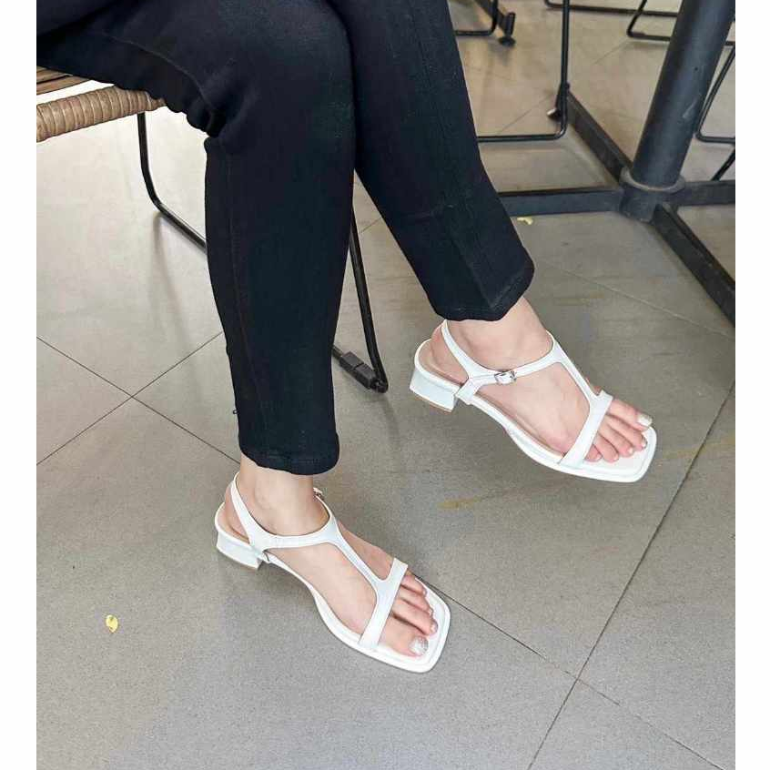 [ แจกโค้ดลดในไลฟ์]25twentyfives - ( AZ ) รองเท้ารัดส้น สูง1.5นิ้ว wila shoes