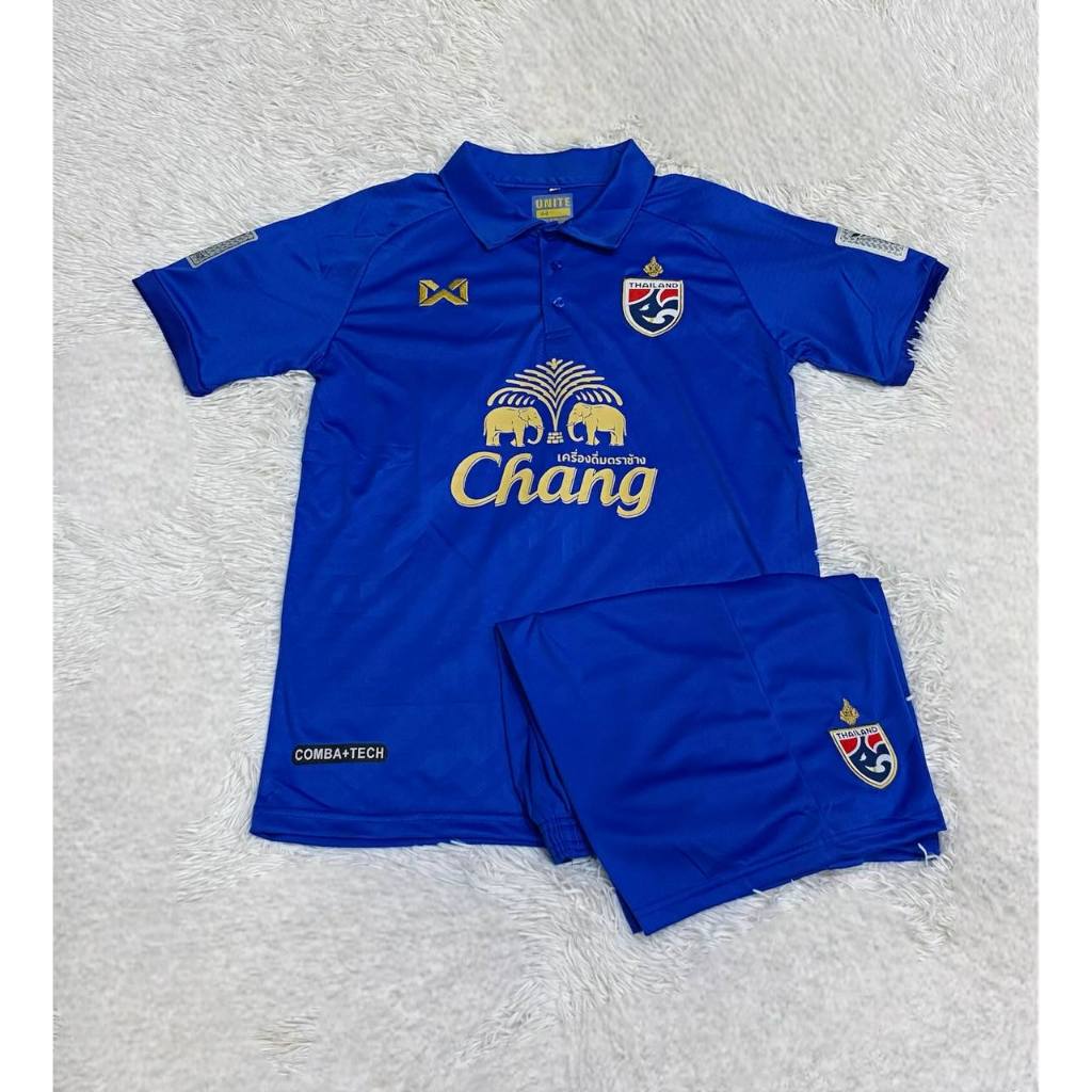 ชุดกีฬา ทีมชาติไทย คอปกมีช้าง รุ่นใหม่ล่าสุด 2023-24 เนื้อผ้าใส่สบาย (มีเสื้อ + กางเกง)