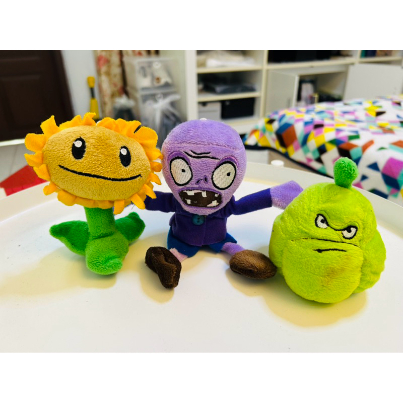 ตุ๊กตา plants vs zombies งานแท้ เซต 3 ตัว