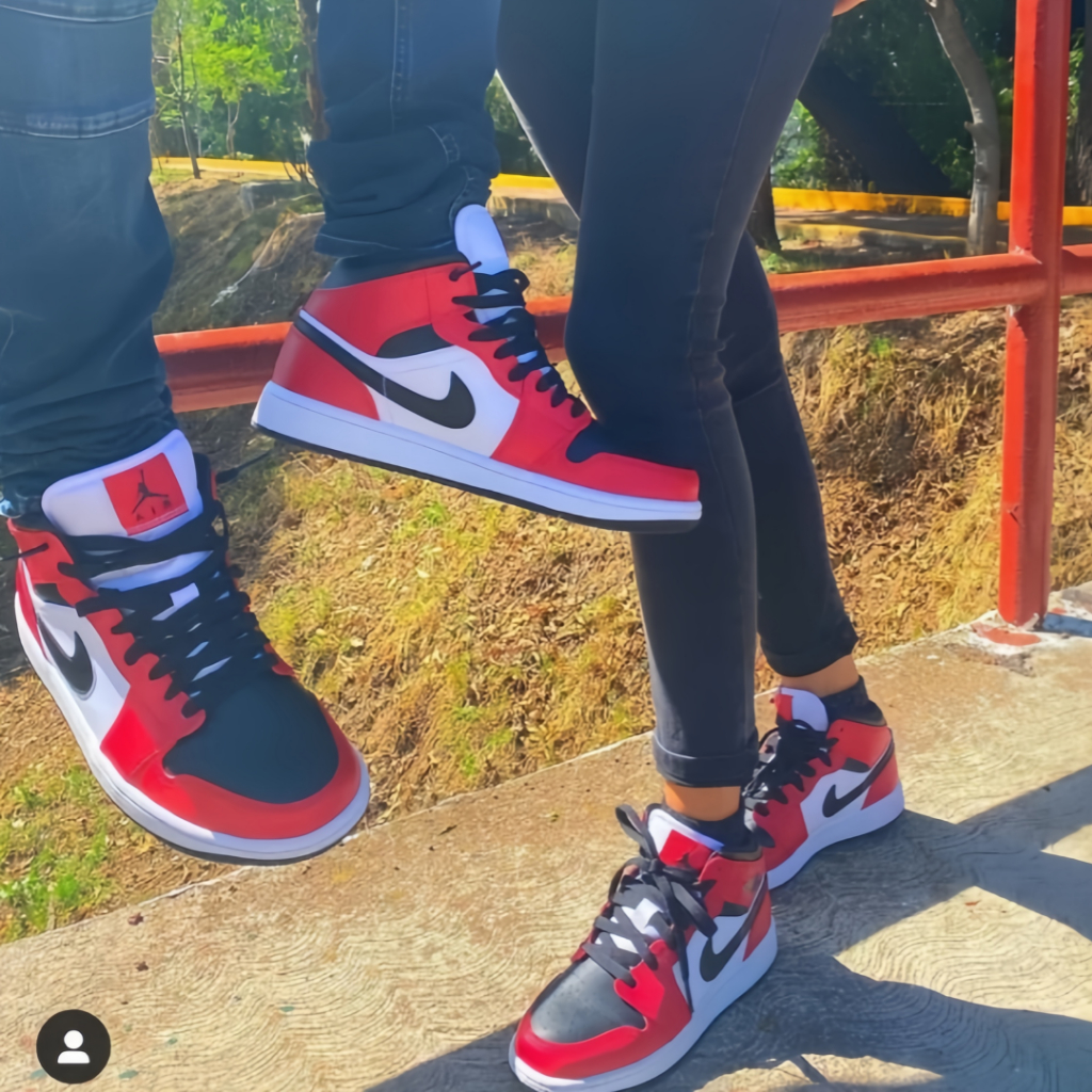 Nike Air Jordan 1 mid Gym Red Black red style Running shoes sneakers ของแท้ 100 %