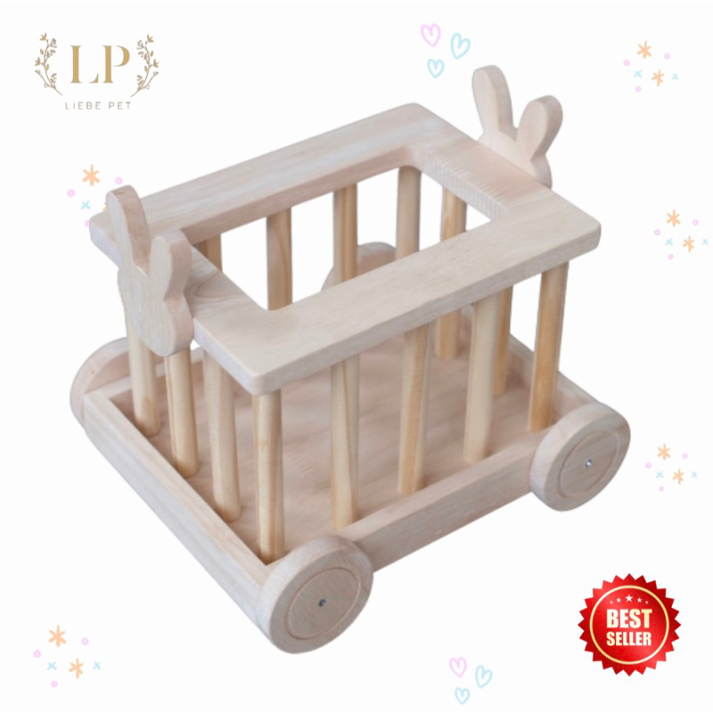 LP9 รางหญ้า กล่องหญ้า ที่ใส่หญ้า รางหญ้ารูปรถสำหรับกระต่าย แกสบี้ แพรี่ด็อก