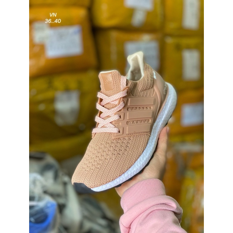 A*idas Ultra Boost รุ่นขายดีตลอดกาล พร้อมส่ง36-45 แถมกล่อง