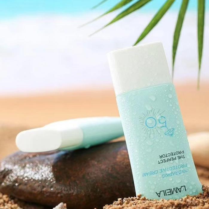 ครีมกันแดดครีมกันแดดหน้า โลชั่นกันแดด Sunscreen SPF50+pa+++ UV ครีมปกป้องผิว 50ml ซึมไว ไม่มัน M3060
