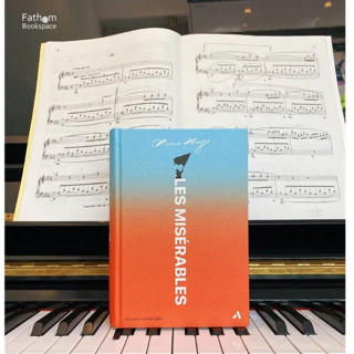 Fathom_ (ปกแข็งพร้อมโคเวอร์รูปผู้หญิง) LES MISÉRABLES เหยื่อ…