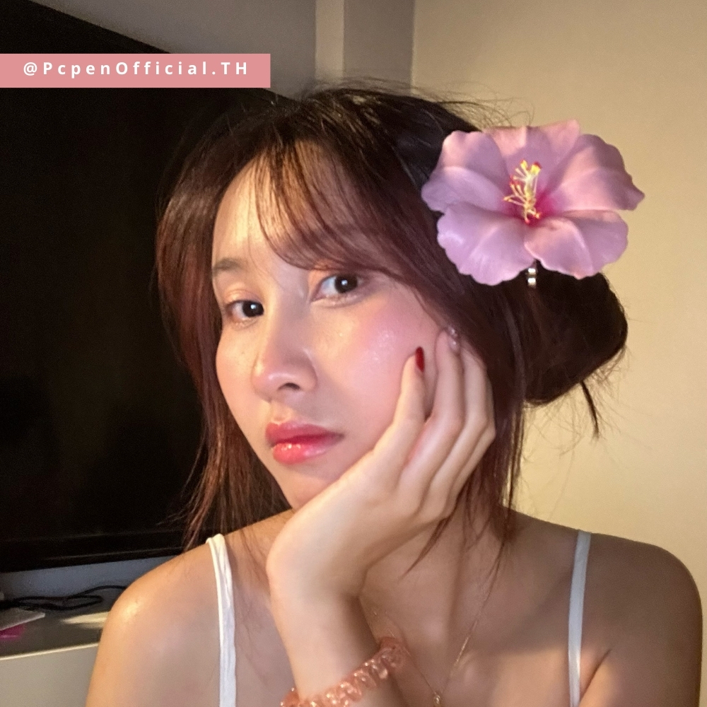 ดอกไม้ทัดหู ดอกชบา ดัดจัดทรงได้ แต่งหน้าโทนไหนก็รอดด รูปที่ 5