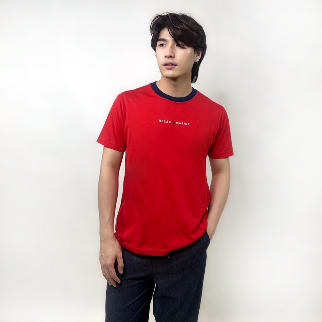 PORTLAND เสื้อยืดแขนสั้นแต่งคอเสื้อ / Short Sleeves T-Shirt with Embroidery (Red)