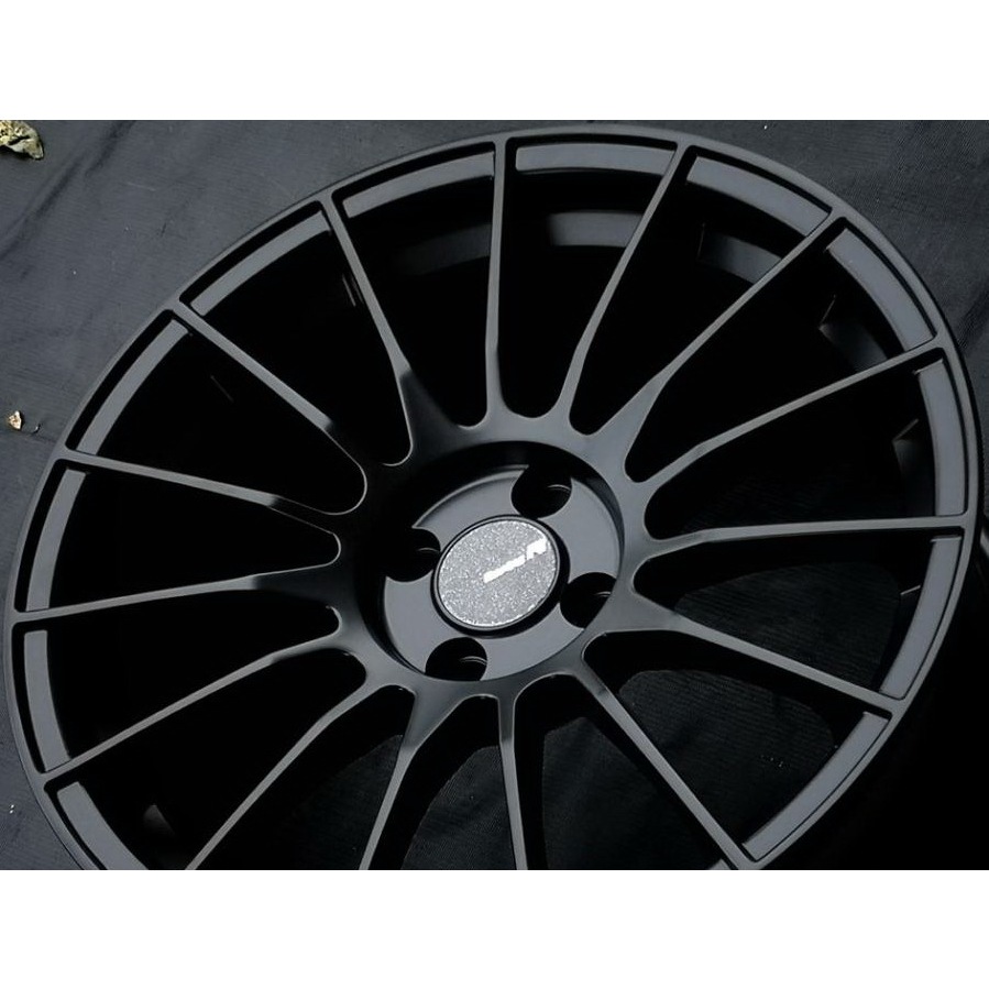 ล้อแม็กซ์ RS05RR สีดำด้าน 8-17นิ้ว 4รู100 ET35 [17366]