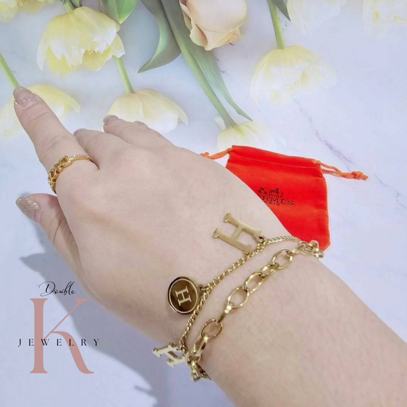สร้อยข้อมือ H สองเลเยอร์ งานสแตนเลสแท้ งานเป๊ะ ปั๊มทุกจุด งานออริ 1:1 ❌สินค้าถ่ายจากงานจริง❌ ❌ร้านนี้ส่งไว❌