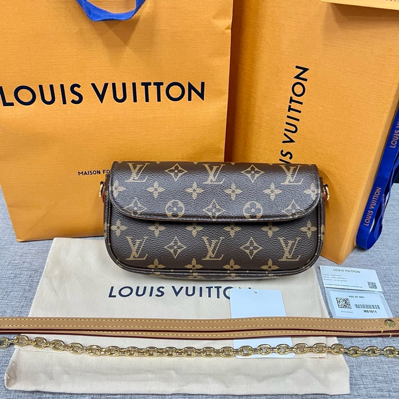 Like new Louis vuitton ivy