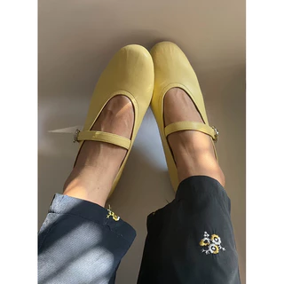 TwoTwentyTwo.stores “Envy” Mary Jane soft ballerina