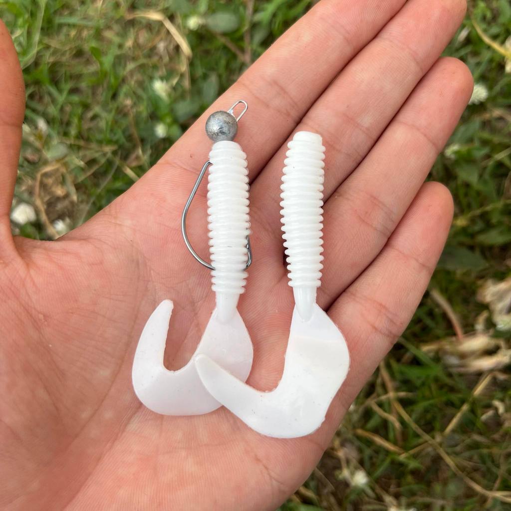 ชุดพร้อมตกหัวจิ๊กเบ็ดหนอน หนอนยางหางพริ้ว ขนาด 7 ซม. น้ำหนัก 5.5 กรัม 1 แพ็ค 2 ตัว เกี่ยวหัวจิ๊กเรียบร้อยพร้อมตกได้เลย - รูปที่ 3