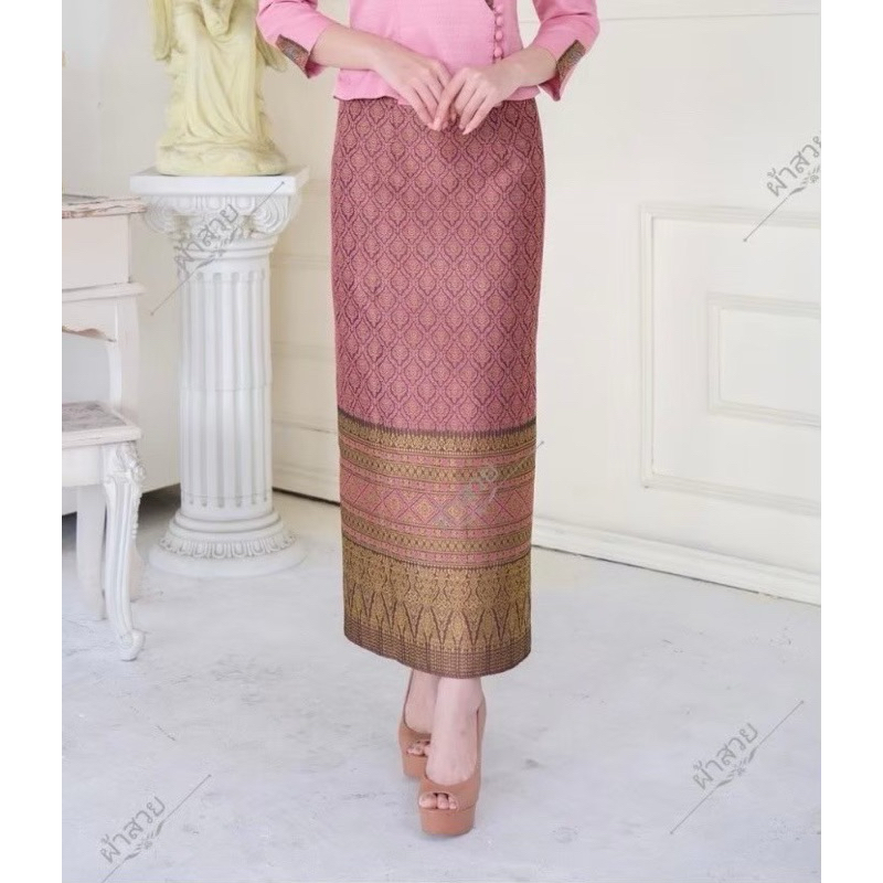 ผ้าถุงอัดกาว ตัดสำเร็จ เอวฟรีไซซ์ พร้อมใส่