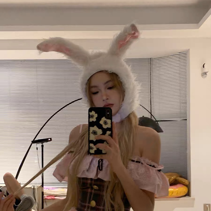 หมวกหูกระต่ายเกาหลีน่ารักๆ ขนสีขาวสะอาดนุ่มนิ่ม แฟชั่นน่ารัก สไตล์เกาหลี กระต่ายน้อยน่ารักๆ