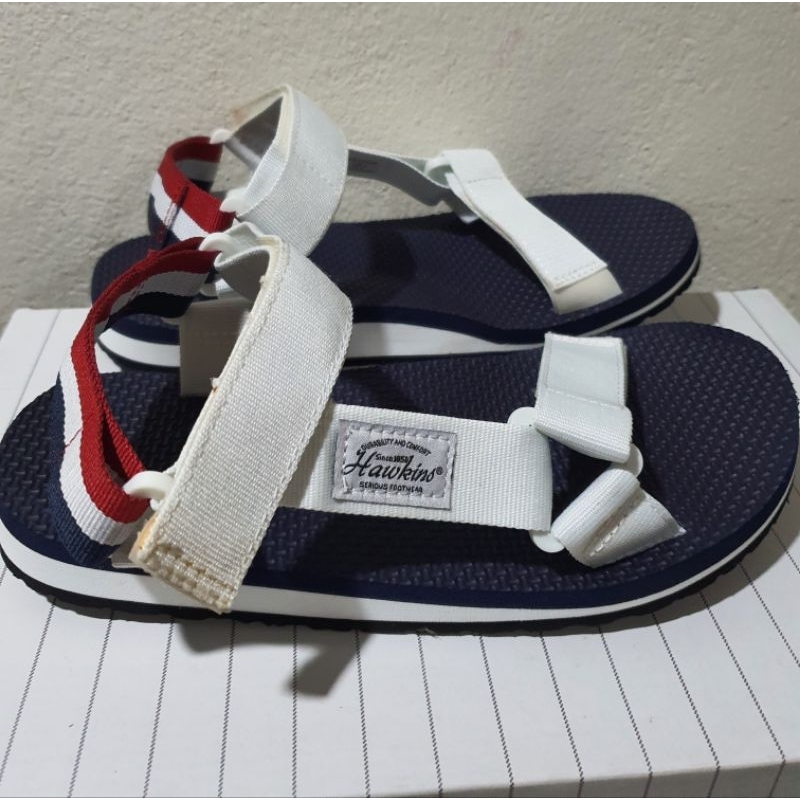 รองเท้าแบรนด์ Hawkins มือสอง