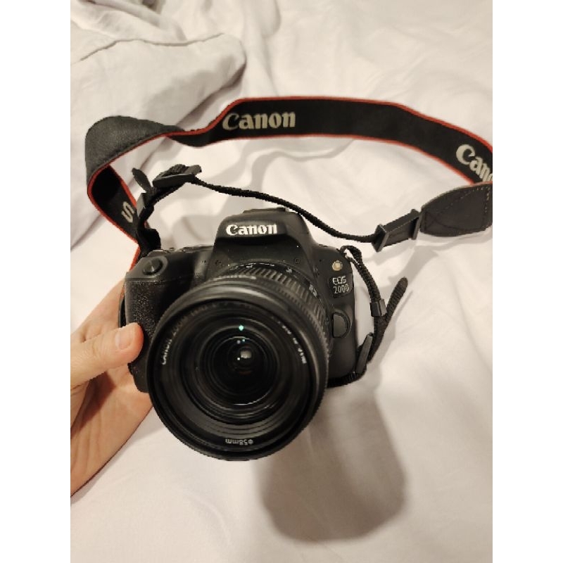 Canon EOS 200D สีดำ มือสอง สภาพดีมาก แถมฟรีกระเป๋าHerringboneมูลค่า4,000฿
