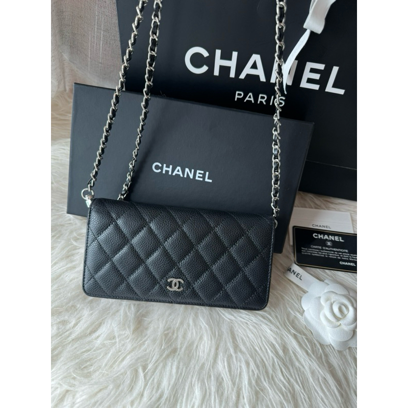 Chanel bifold wallet Holo22