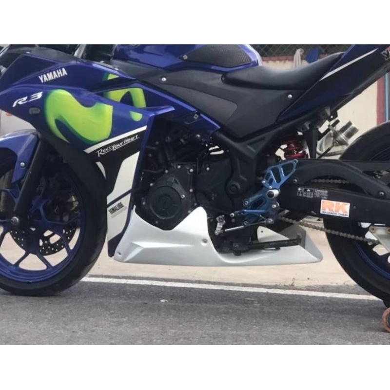 อกแต่ง YZF-R3 โฉมแรก(งานดิบ) ทรงสปอร์ต สวยเต็ม