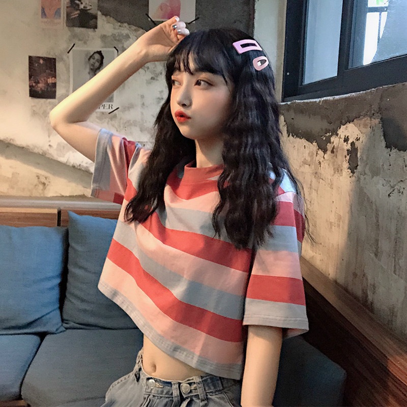 เสื้อยืดคอกลม เอวลอย ลายขวาง ฟรีไซส์ Y78
