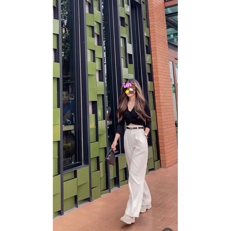 ส่งต่อกางเกงผ้าสีขาว  Size L ร้าน Racha Studio